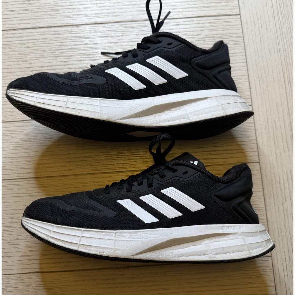 ADIDAS Unisex DURAMO 10 GW8336 Sz‎ 7.5 MENS Sz 9 WOMENS. Lace Up Blk White